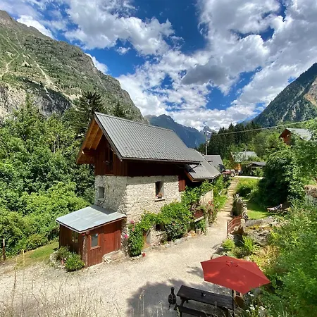 Ecrins Chalet Le Bourg-dʼOisans